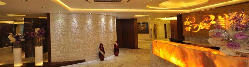 Kempton Hotel Kolkata Bagian luar foto