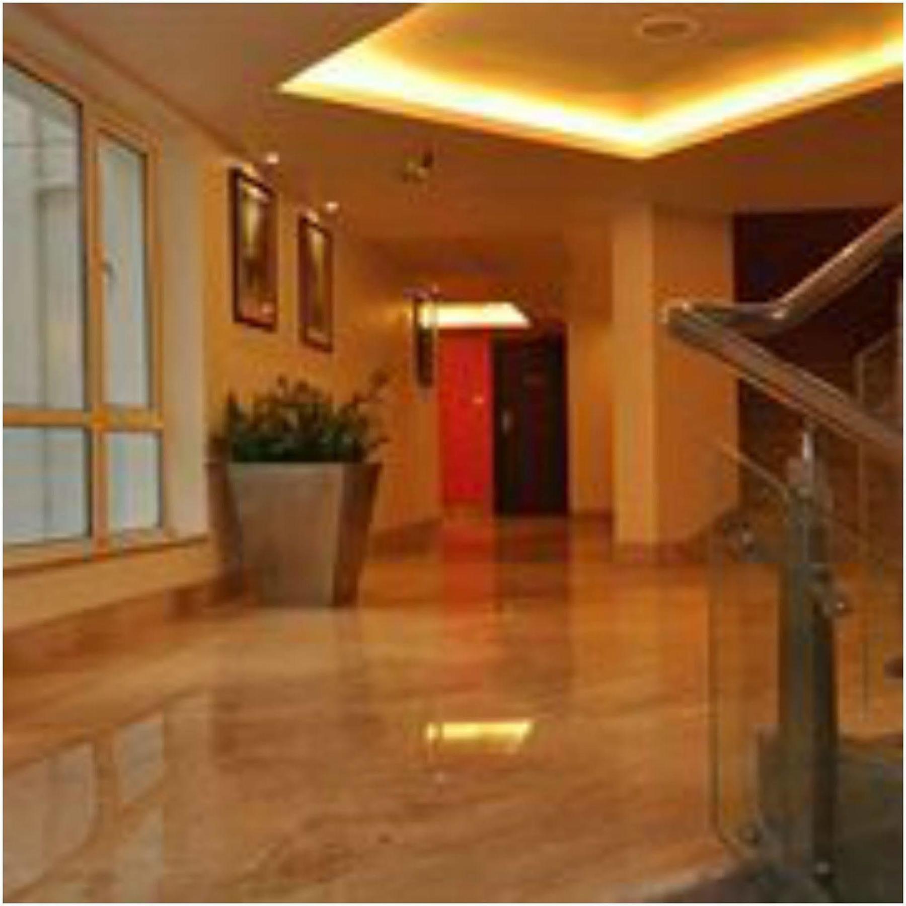 Kempton Hotel Kolkata Bagian luar foto