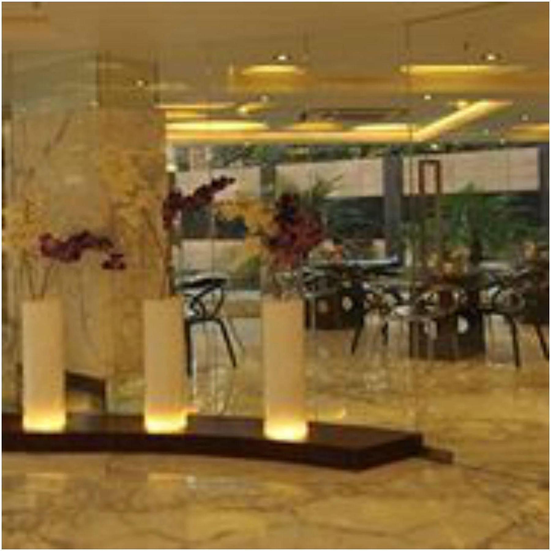 Kempton Hotel Kolkata Bagian luar foto