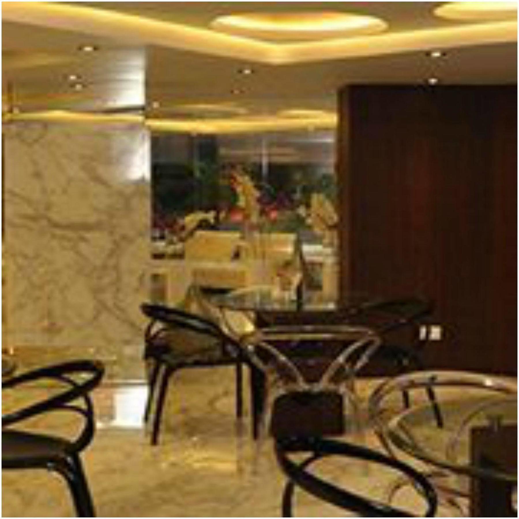 Kempton Hotel Kolkata Bagian luar foto